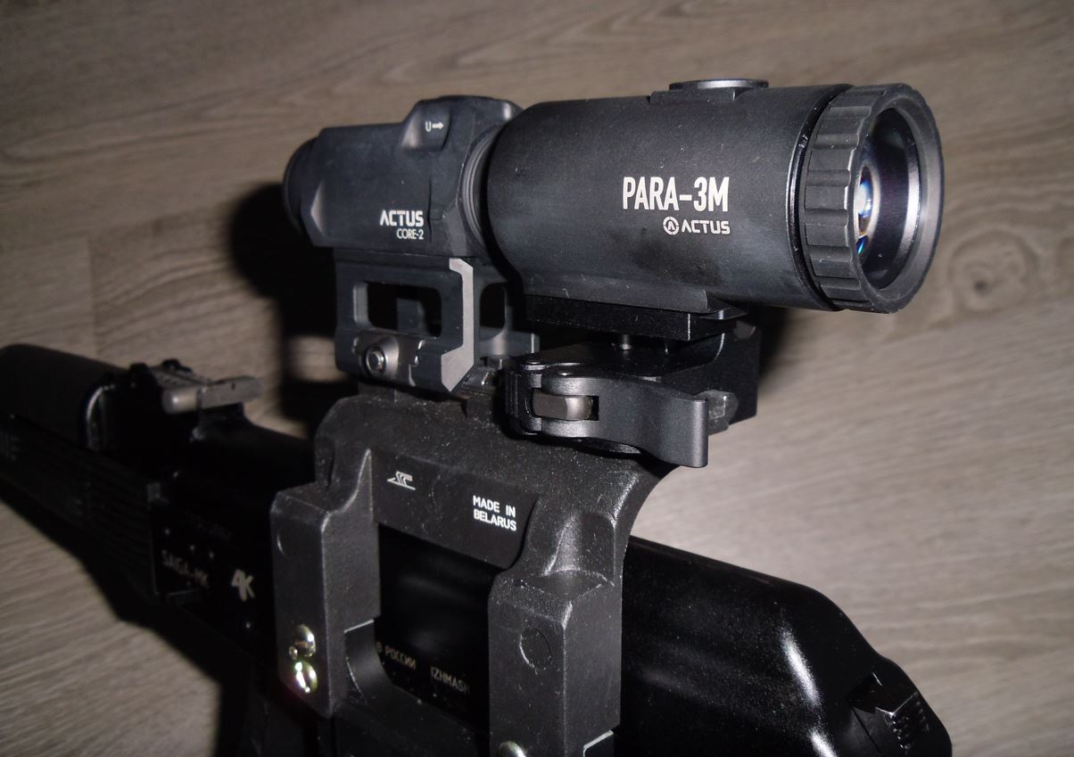 Core-2 et magnifier PARA-3M  